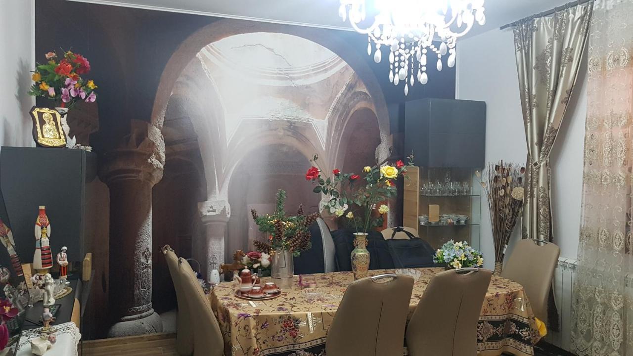 Casa Cojanu Hotel Petroşani Екстериор снимка